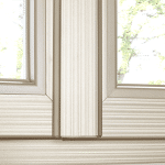 Zoom fenêtre deux vantaux TEXTURAL® doré strié