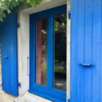 Fenêtre 2 vantaux HYBRIDE laquage extérieur bleu