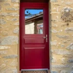 Porte d'entrée, modèle Iris, panneau vitré, RAL 3004, gamme HYBRIDE