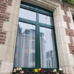 Fenêtre deux vantaux LUMINE55 ouvrant apparent droit RAL 6005